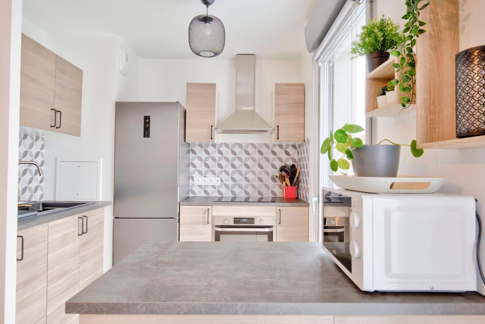 Le Perfectionniste - Spacieux Logement Terrasse Avec Parking カシャン エクステリア 写真