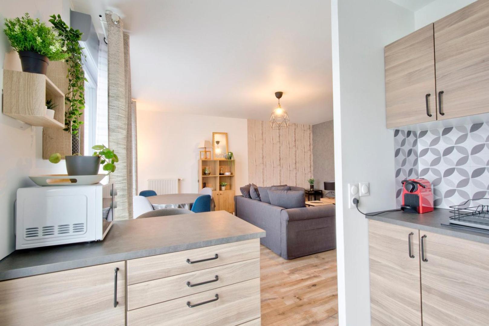 Le Perfectionniste - Spacieux Logement Terrasse Avec Parking カシャン エクステリア 写真